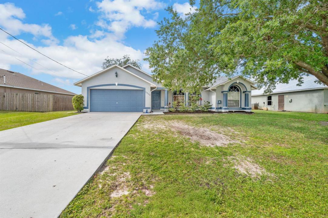 5930 NW Theda Lane, Port St. Lucie, Florida 34983, USA