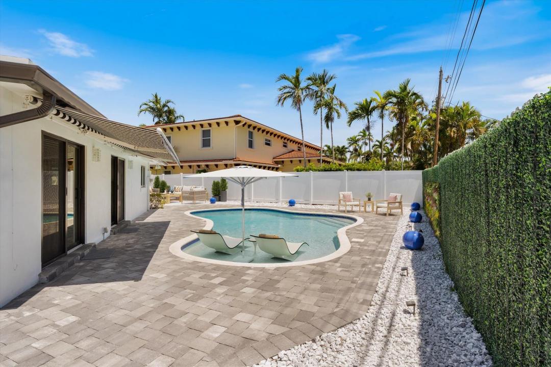 4410 NE 24th Avenue, Lighthouse Point, Florida 33064, USA
