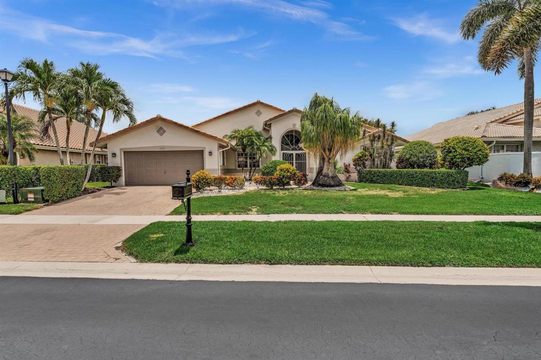 12316 Lakeridge Falls Drive, Boynton Beach, Florida 33437, USA