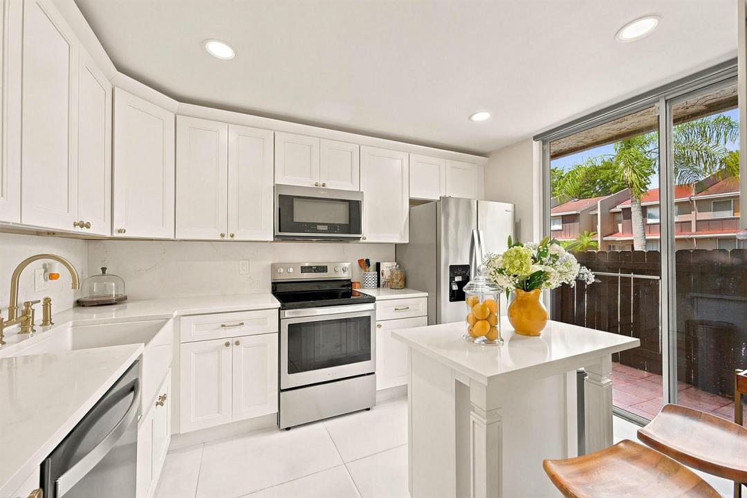 1227 Sussex Drive, North Lauderdale, Flórida 33068, Estados Unidos