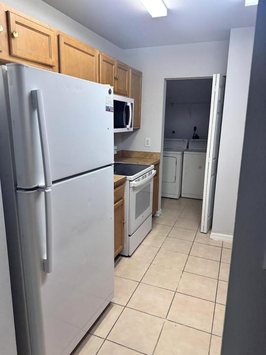 2800 NW 55th Avenue 2c, Lauderhill, Florida 33313, Stati Uniti