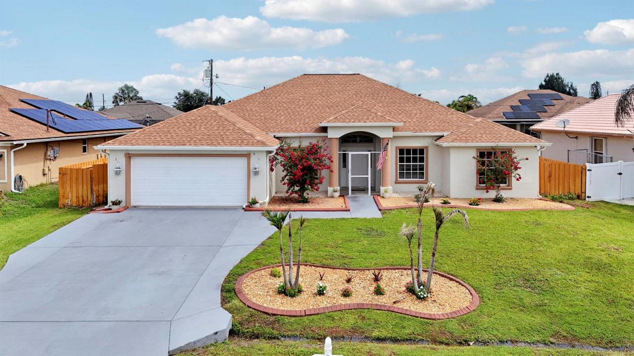611 SW Saragossa Avenue, Floride 34953, États-Unis