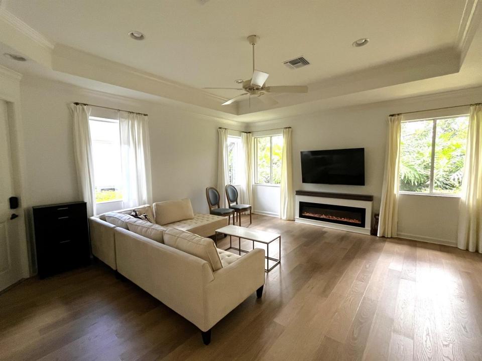 7015 Willow Pine Way, Port St. Lucie, Florida 34986, USA