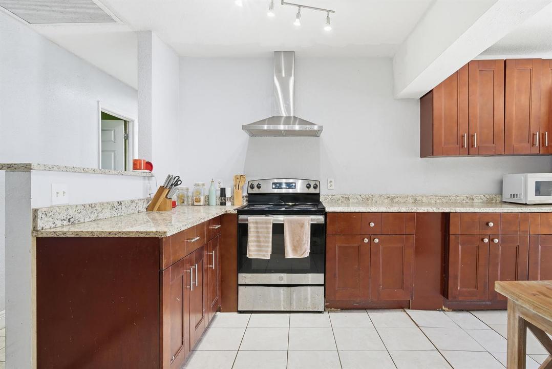 333 Mid Pines Road, Palm Springs, Floride 33461, États-Unis