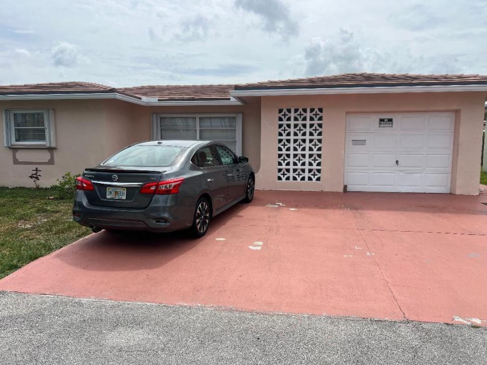 5803 NW 86th Avenue, Tamarac, Florida 33321, Stati Uniti