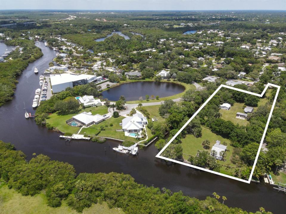 332 SW Salerno Road, Stuart, Florida 34997, Stati Uniti