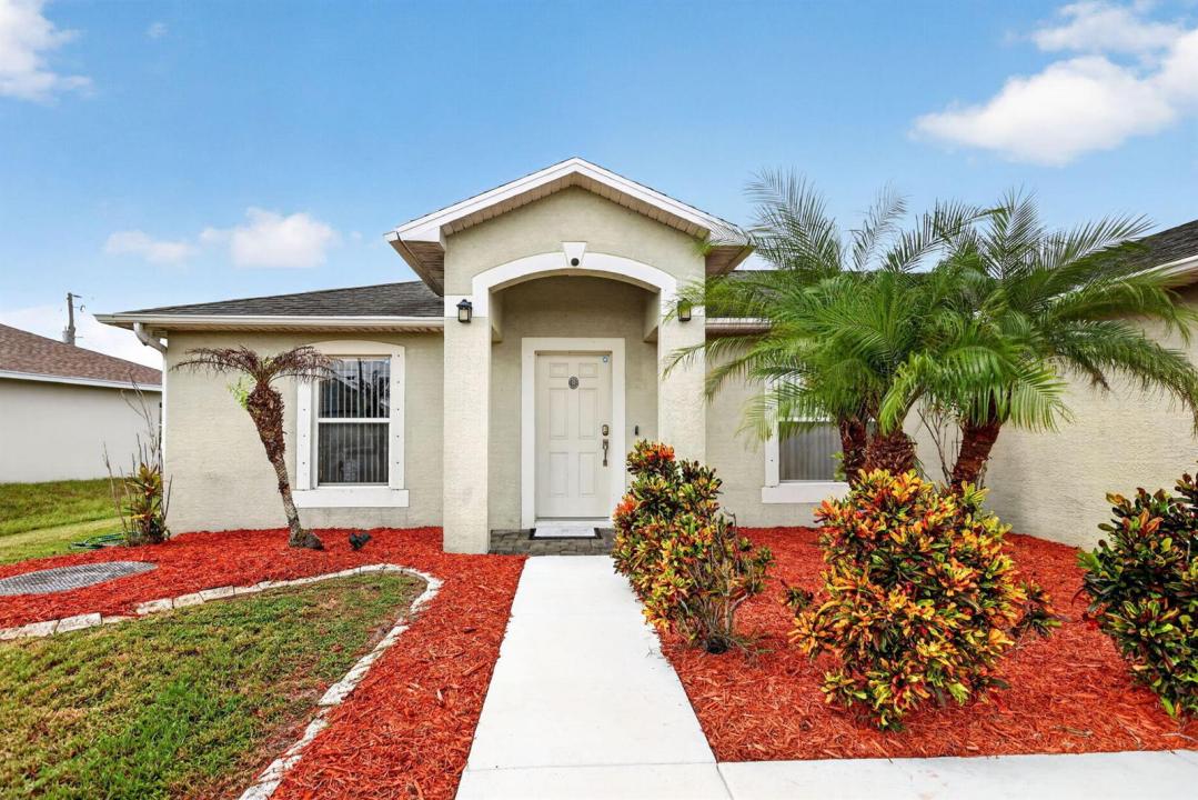 324 SW Kestor Drive, Port St. Lucie, Floride 34953, États-Unis