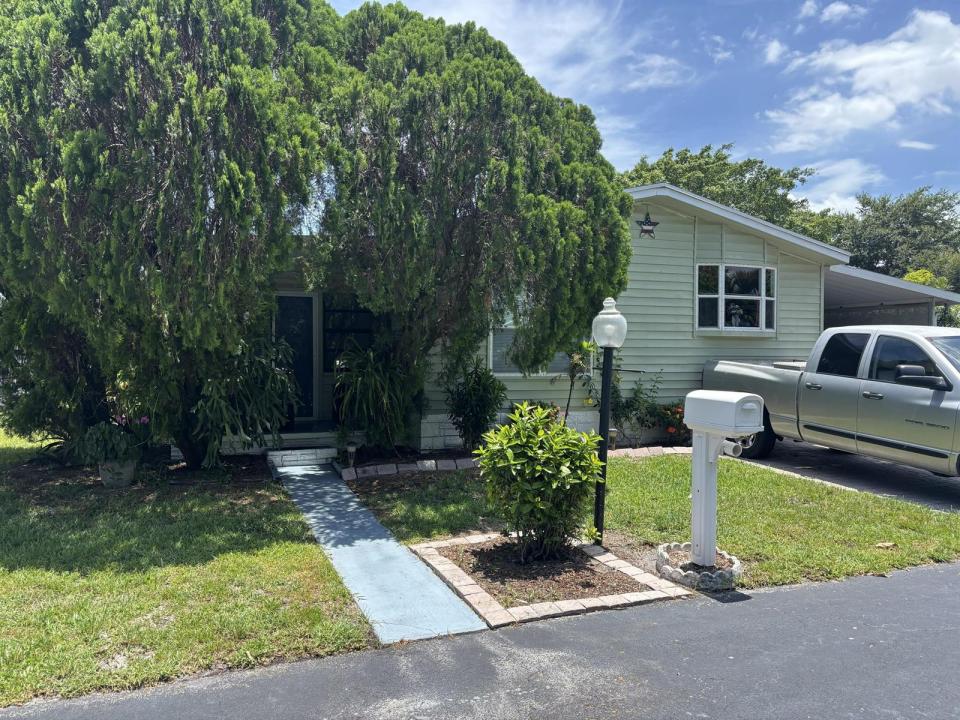 4520 NW 68th Place, Coconut Creek, Florida 33073, USA