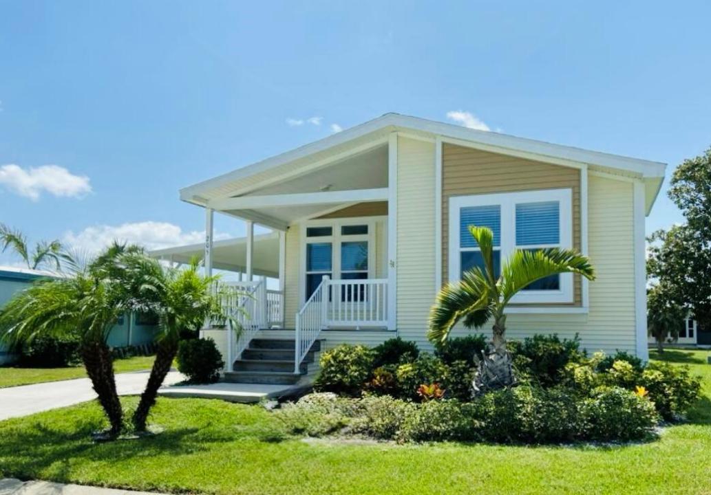7300 20th Street 205, Vero Beach, Florida 32966, Stati Uniti
