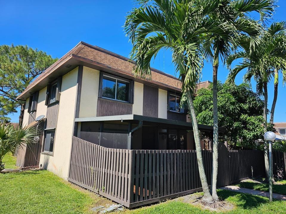 2148 Sherwood Forest Boulevard 4, West Palm Beach, Floride 33415, États-Unis