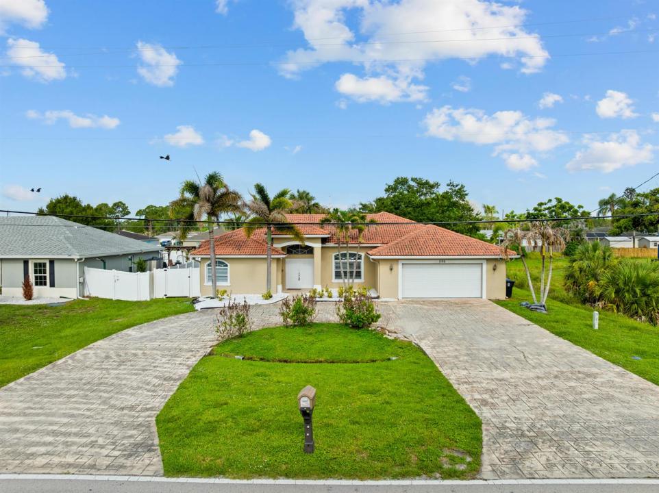 286 NW Bayshore Boulevard, Port St. Lucie, Floride 34983, États-Unis