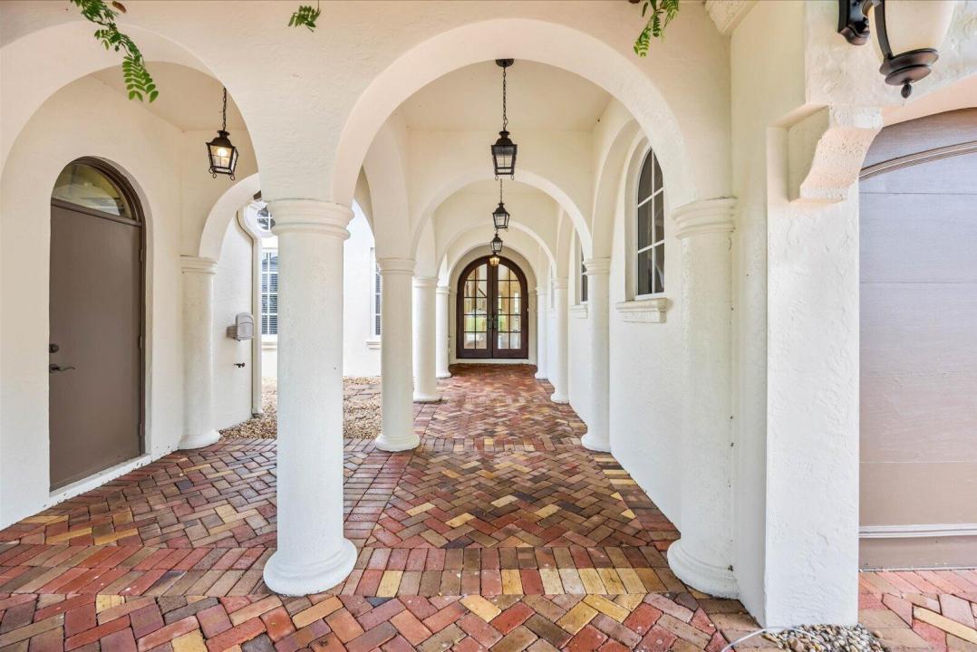 143 SE Bella Strano, Port St. Lucie, Floride 34984, États-Unis