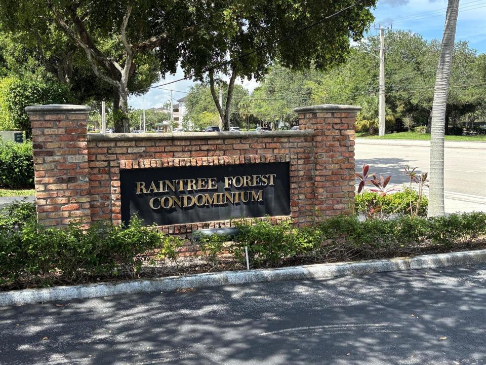 301 N Pine Island Road 105, Plantation, Florida 33324, USA