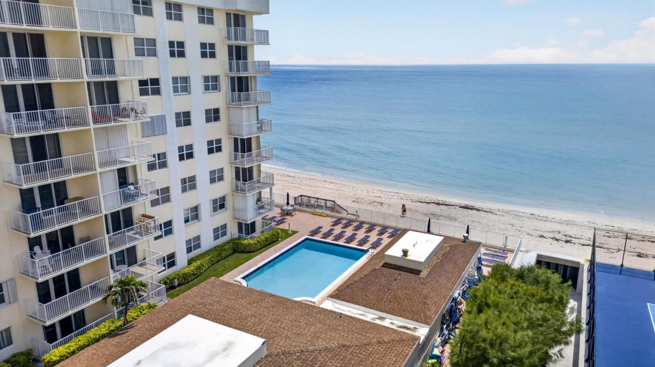 3540 S Ocean Boulevard 208, South Palm Beach, Floride 33480, États-Unis