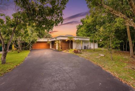 4400 Queen Palm Lane, Tamarac, Florida 33319, Stati Uniti