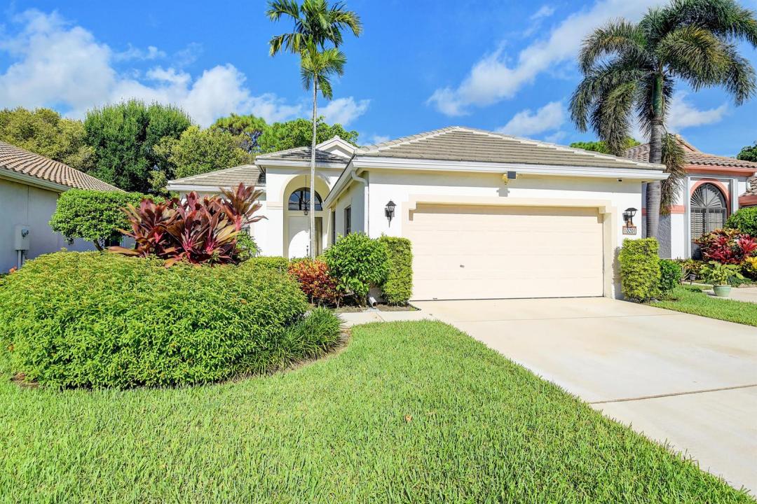 10201 Lexington Lakes N Boulevard, Boynton Beach, Florida 33436, USA