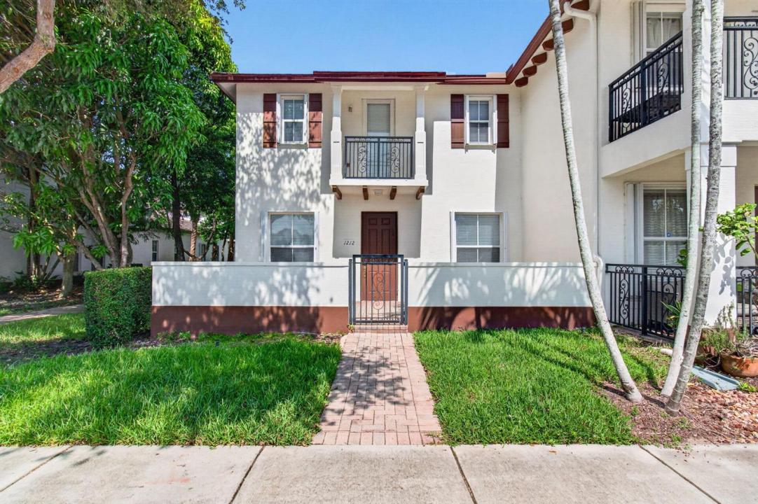 4651 Mimosa Terrace 1212, Coconut Creek, Flórida 33073, Estados Unidos