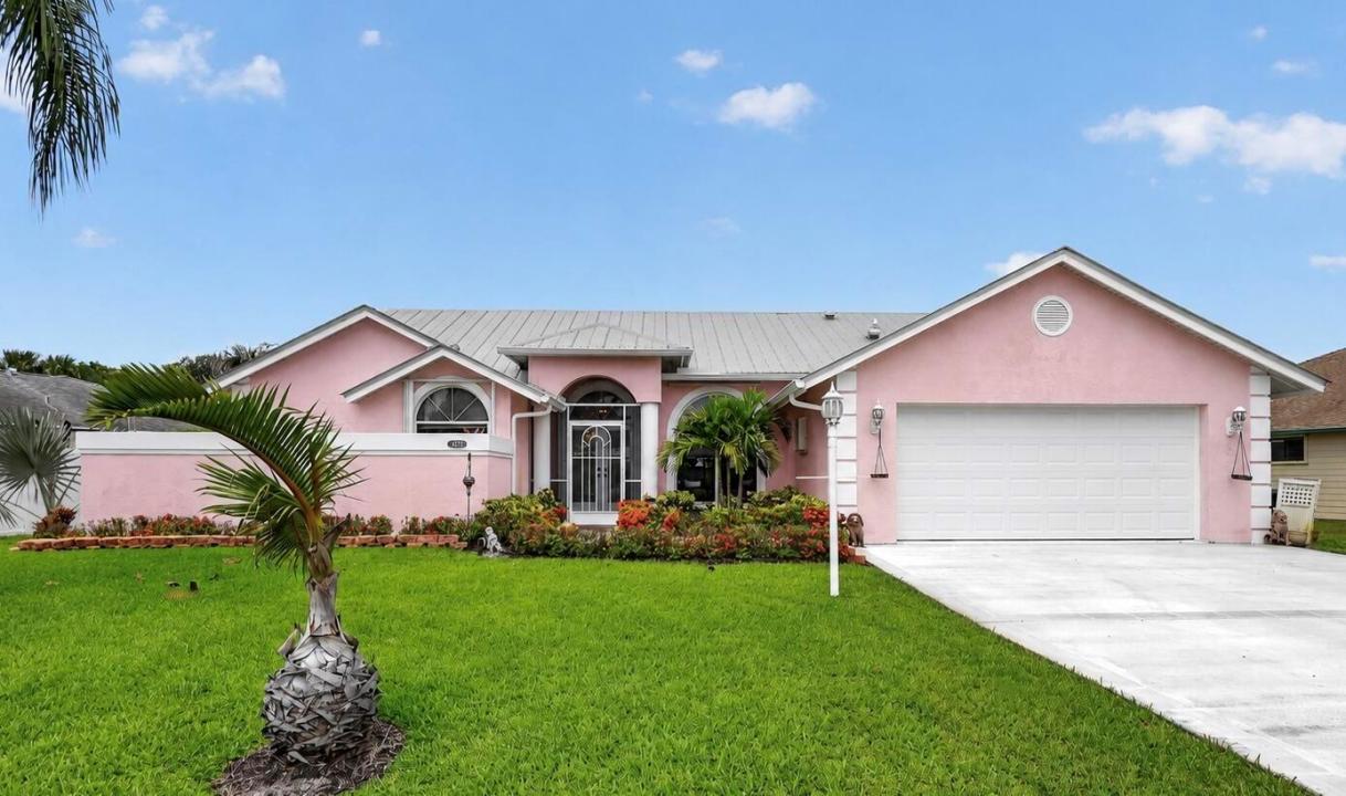 1921 NE Acapulco Drive, Jensen Beach, Florida 34957, USA
