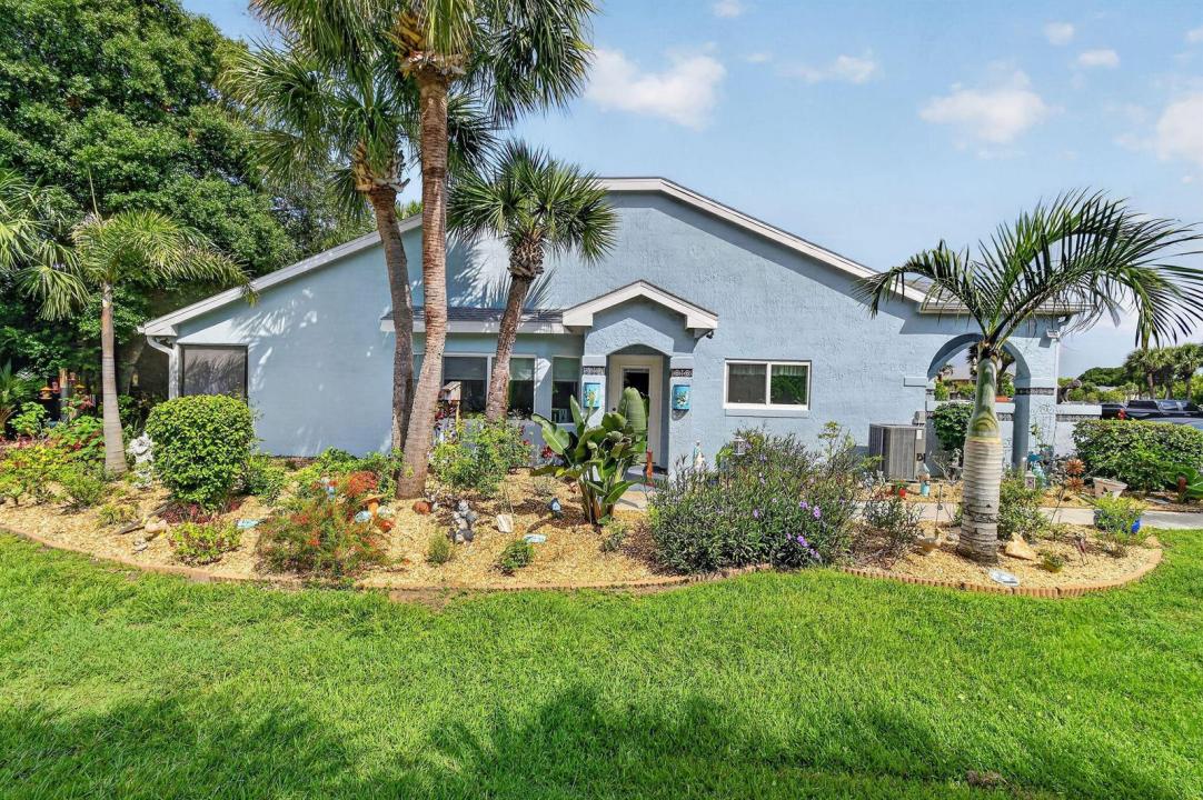 1646 SE Green Acres Circle F101, Port St. Lucie, Floride 34952, États-Unis