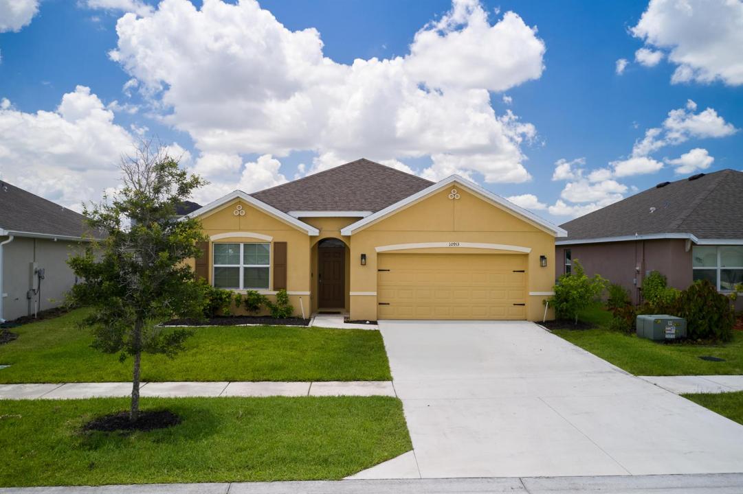 10953 SW Tessili Way, Port St. Lucie, Floride 34987, États-Unis