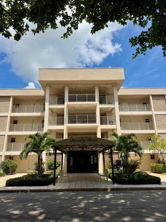 2601 S Course Drive 401, Pompano Beach, Florida 33069, Stati Uniti