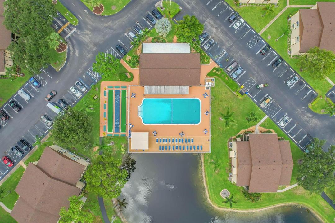 103 Lake Pine Circle A-2, 플로리다 33463, 미국