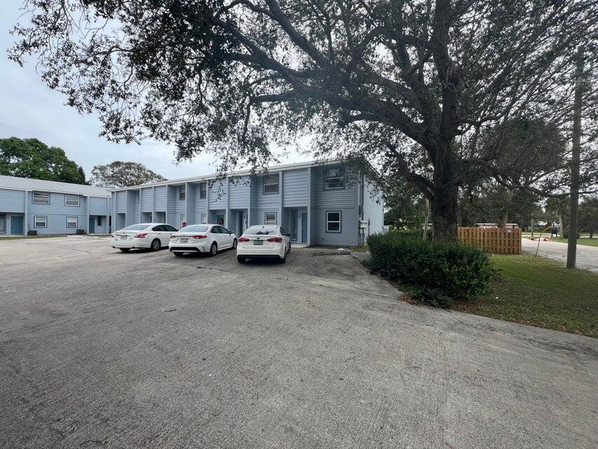 622 S 11th Street 11, Fort Pierce, Floride 34950, États-Unis
