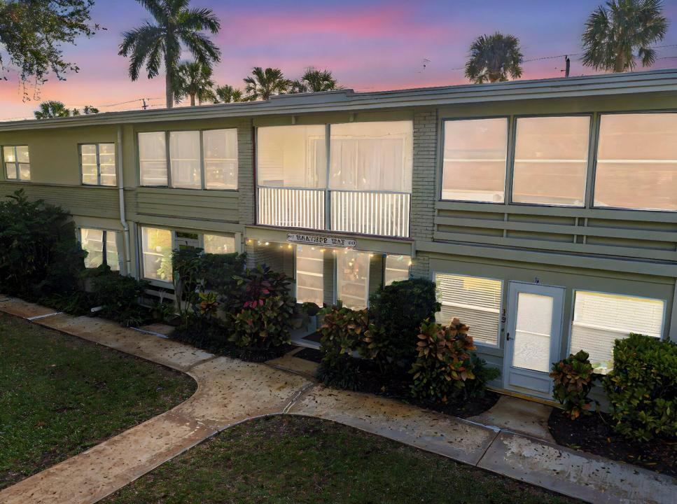 677 ROYAL PALM Boulevard 12, Vero Beach, Floride 32960, États-Unis