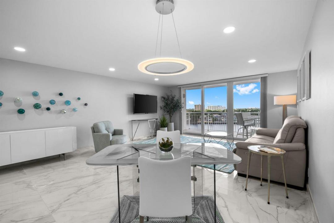 511 Bayshore Drive 910, Fort Lauderdale, Florida 33304, Stati Uniti