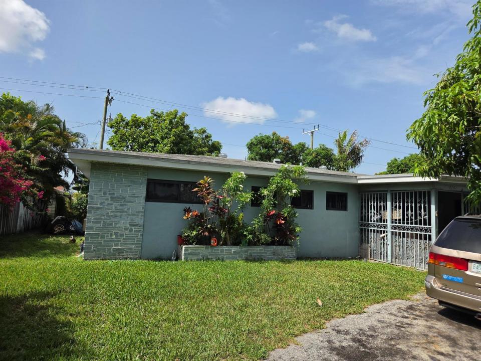 660 NE 181ST Street, Miami, Floride 33162, États-Unis