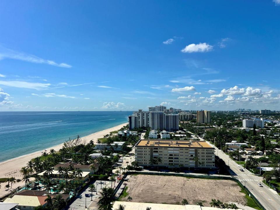 111 Briny Avenue 21-06, Pompano Beach, Flórida 33062, Estados Unidos