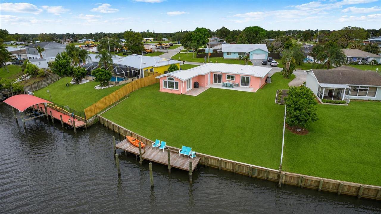 611 SE Harborview Drive, Port St. Lucie, פלורידה 34983, ארצות הברית של אמריקה
