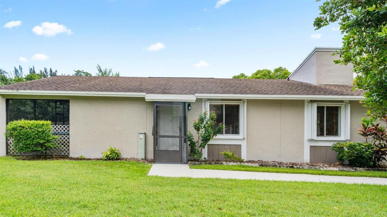 570 Woodgate Circle A, Sunrise, Floride 33326, États-Unis