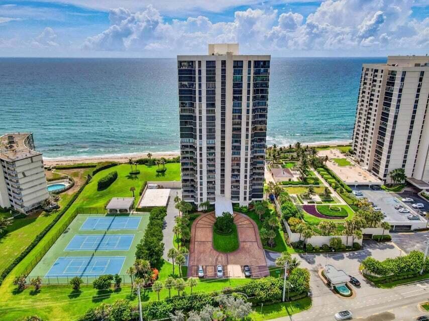 5380 N Ocean Drive 11j, Riviera Beach, Florida 33404, USA