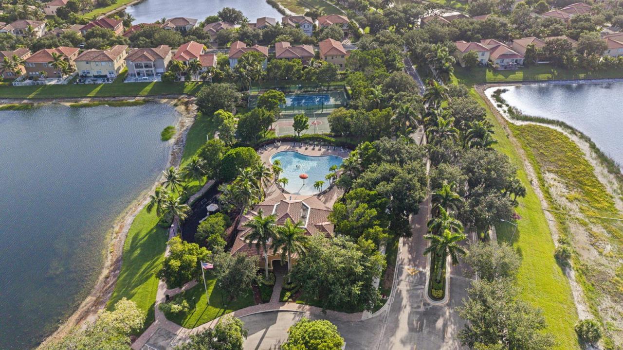 455 Cresta Circle, West Palm Beach, فلوريدا 33413, الولايات المتحدة