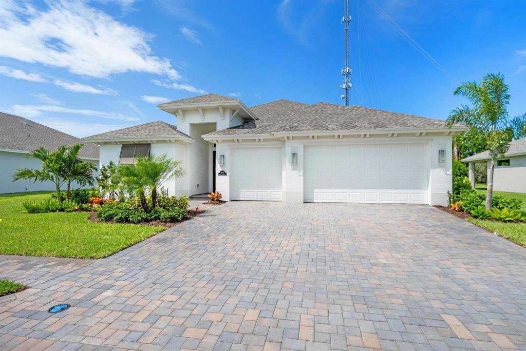 4066 Tower Pointe Way, Vero Beach, Florida 32967, USA