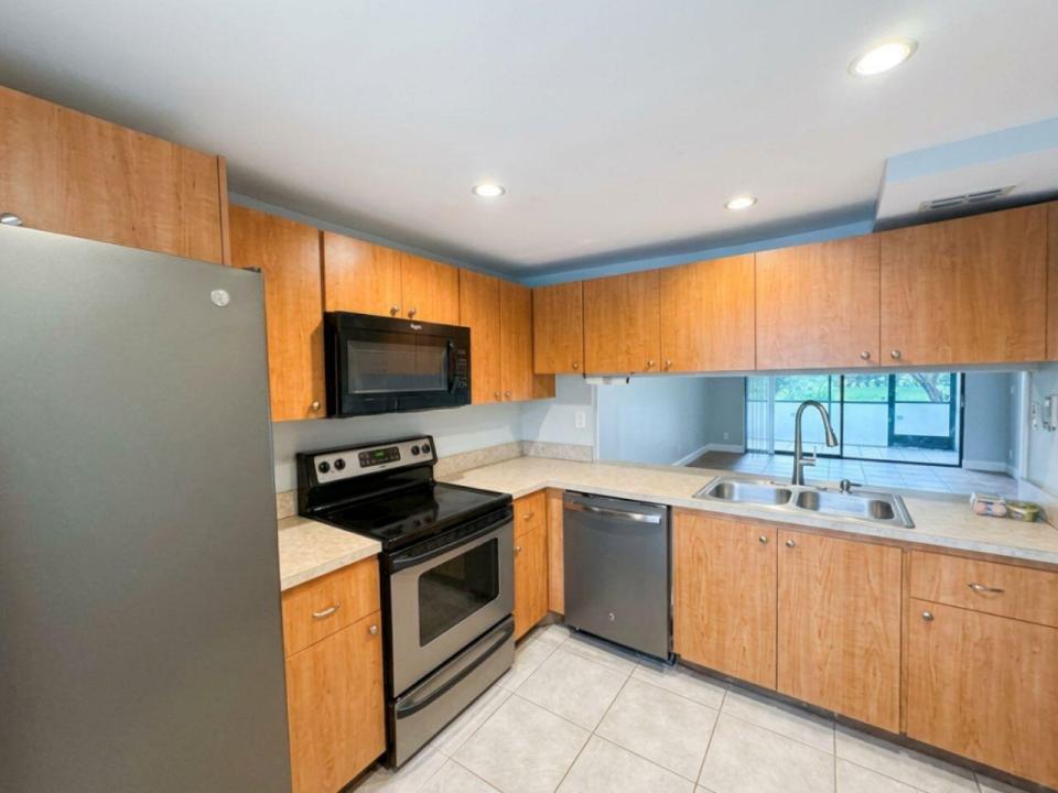 7340 NW 1ST Street 103, Plantation, 플로리다 33317, 미국