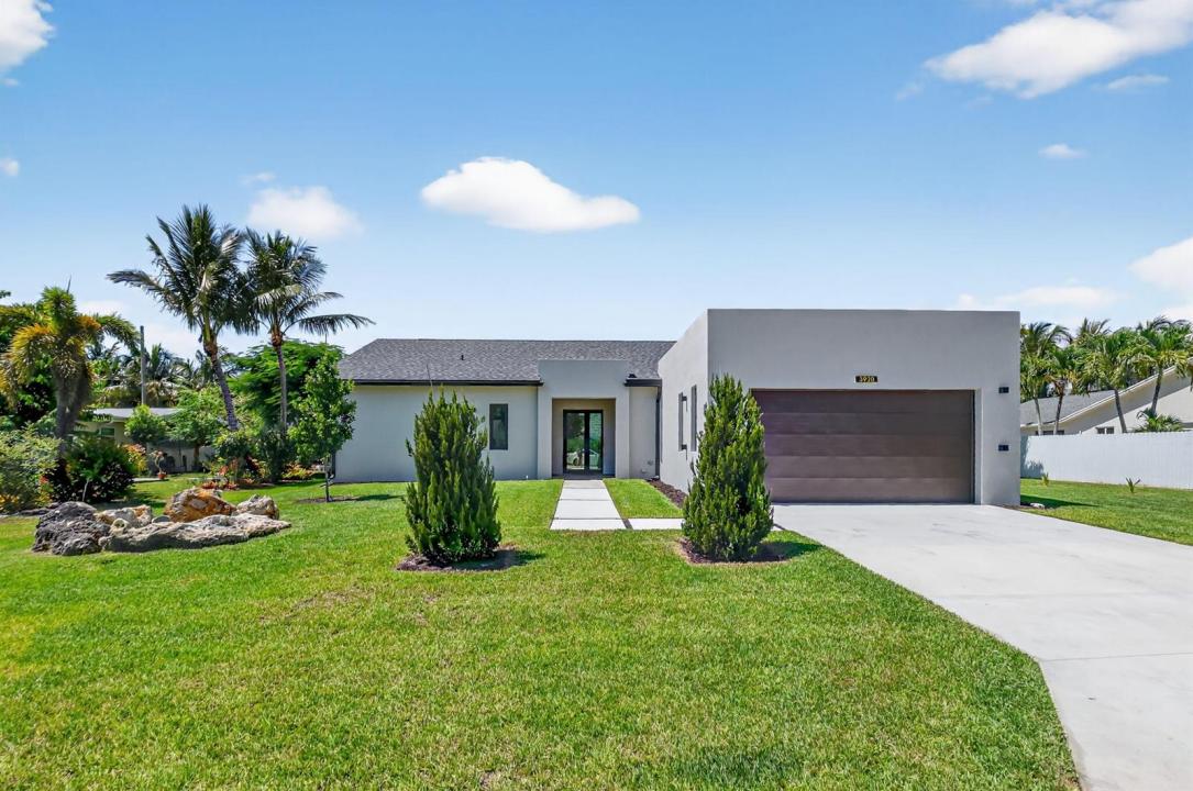3920 Espan Court, Palm Springs, Floride 33461, États-Unis