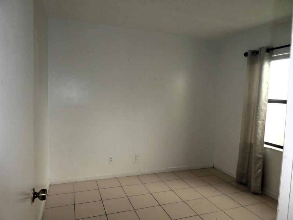 7149 Golf Colony Court 102, Lake Worth, Florida 33467, USA