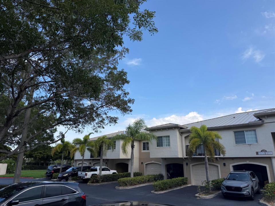 1500 S Crestwood S Court 1503, Royal Palm Beach, Floride 33411, États-Unis