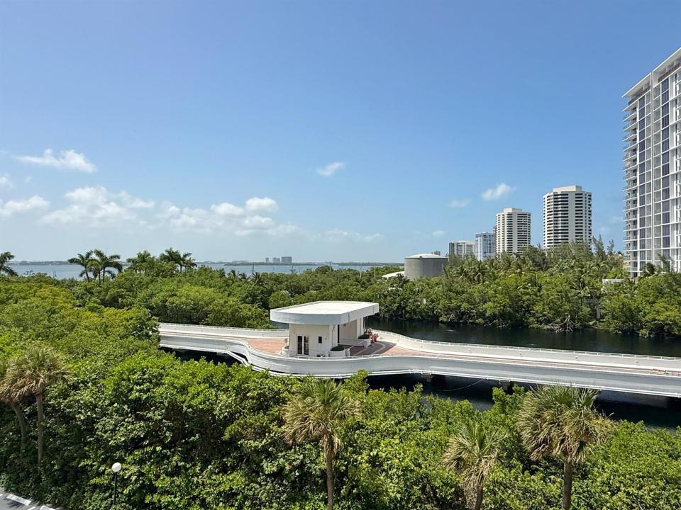 4200 N Ocean 2-406, Singer Island, Florida 33404, USA