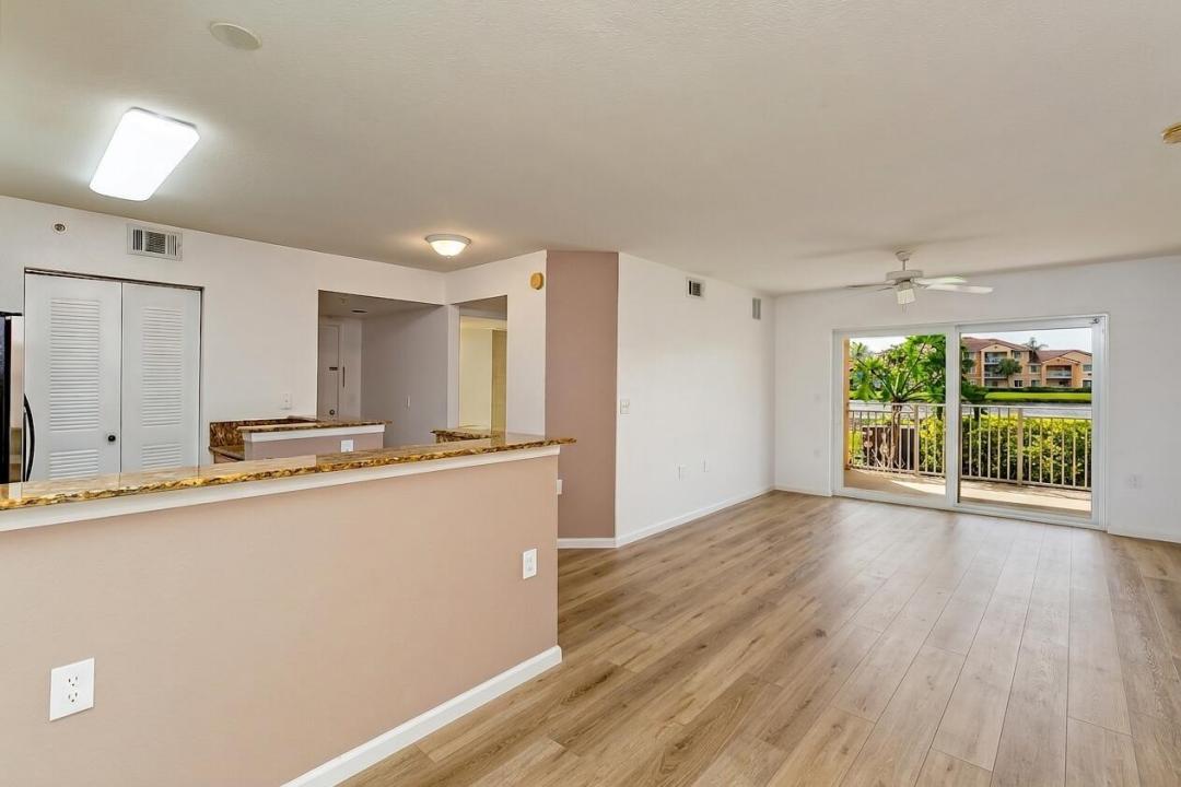 281 SW Palm Drive 102, Port St. Lucie, Floride 34986, États-Unis
