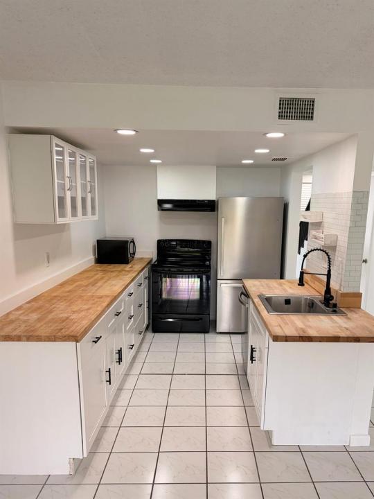 9825 NW 37th Street, Sunrise, Floride 33351, États-Unis