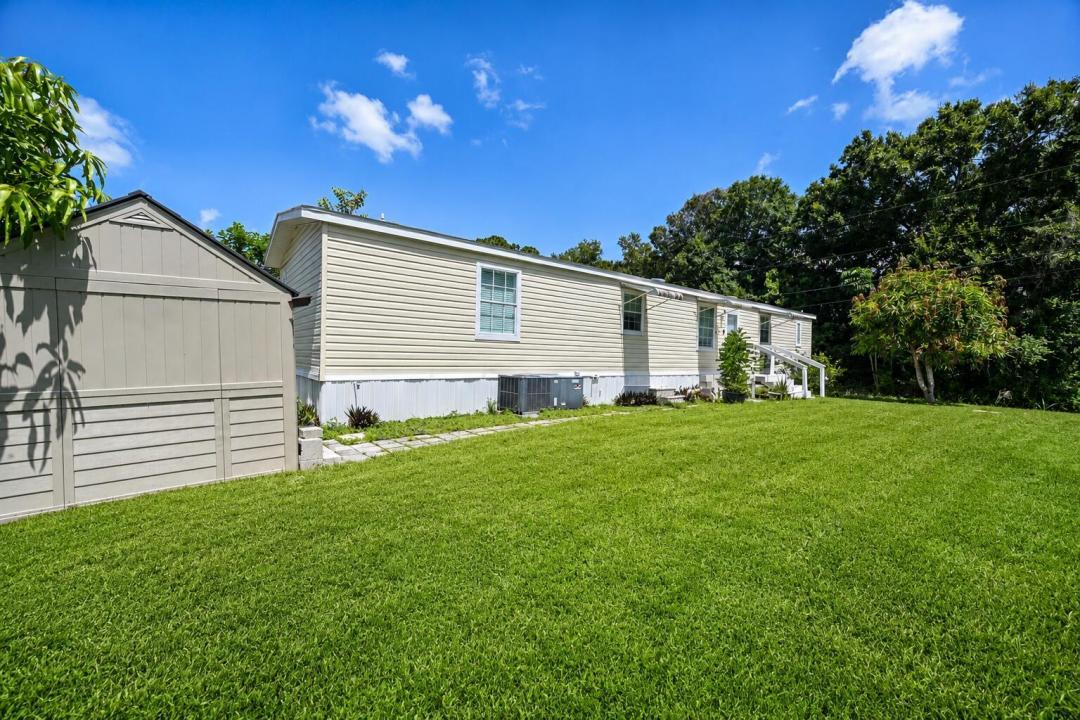 8137 SW WILDWOOD Drive, Stuart, Florida 34997, USA