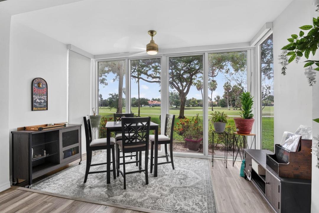 3960 Oaks Clubhouse 110, Pompano Beach, Floride 33069, États-Unis