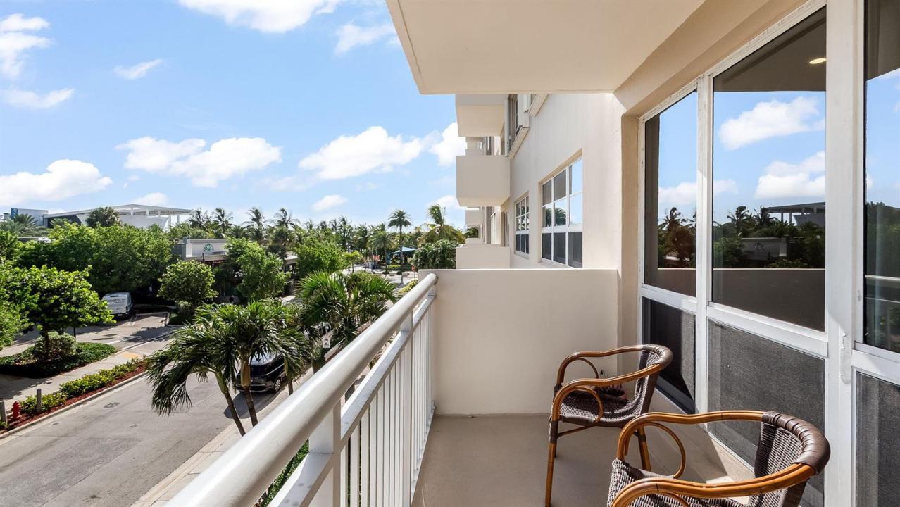 133 N Pompano Beach Boulevard 204, Pompano Beach, Floryda 33062, USA