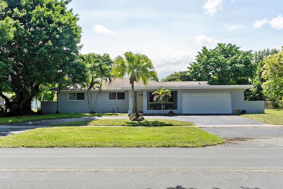 521 SW 59th Avenue, Plantation, Florida 33317, USA
