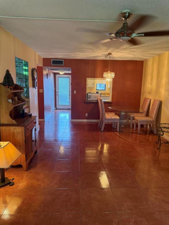 9440 SW 8th Street 110, Boca Raton, Floride 33428, États-Unis