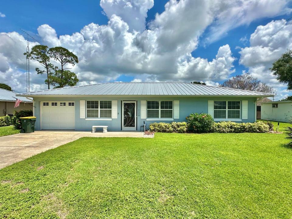 126 Lake Francis Drive, Lake Placid, Florida 33852