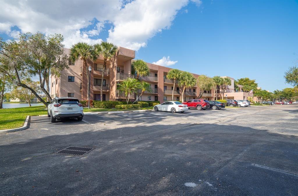 7442 Ashmont Circle 203, Tamarac, Florida 33321, Stati Uniti